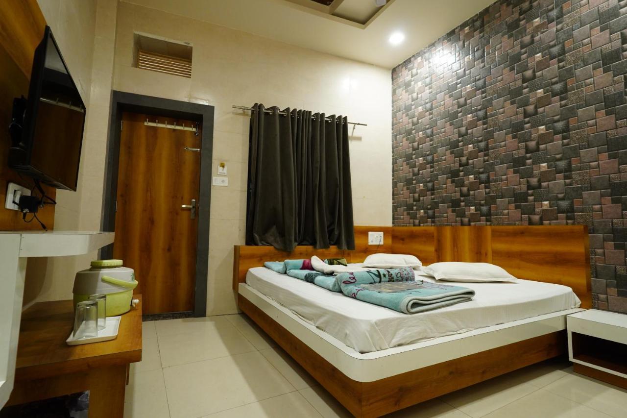 Hotel New Sundaram 150 Mtrs From Dargah Ajmer Luaran gambar