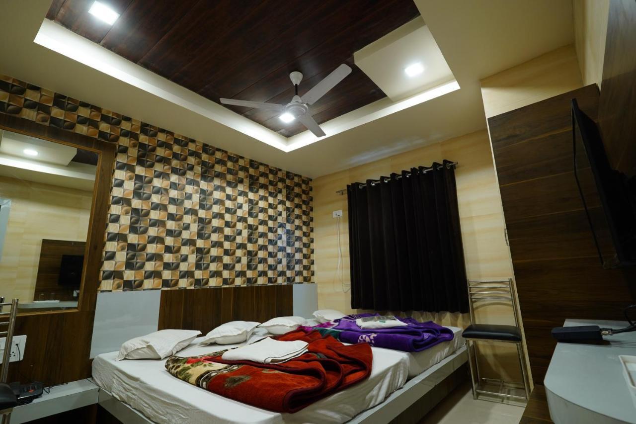 Hotel New Sundaram 150 Mtrs From Dargah Ajmer Luaran gambar