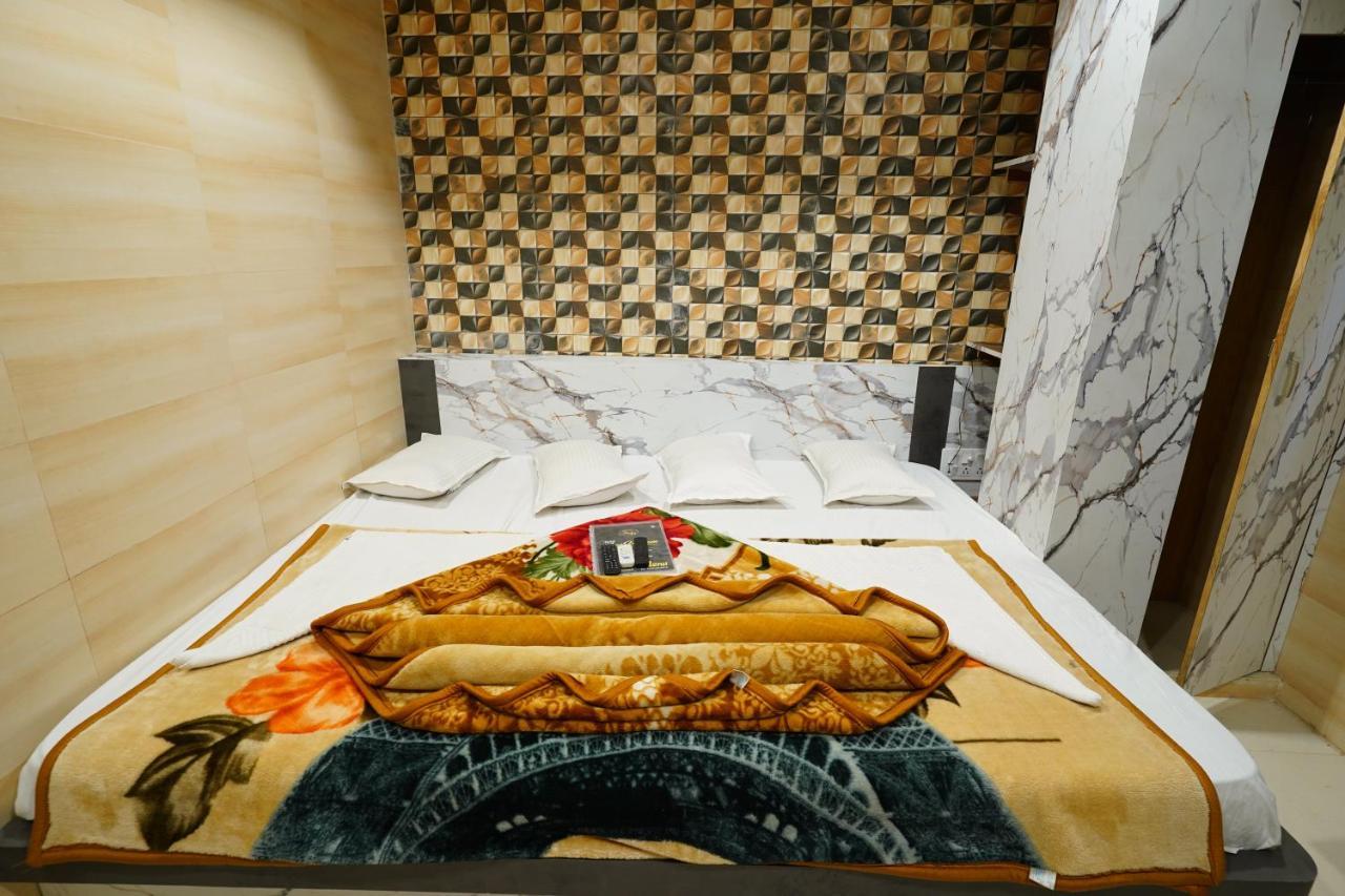 Hotel New Sundaram 150 Mtrs From Dargah Ajmer Luaran gambar