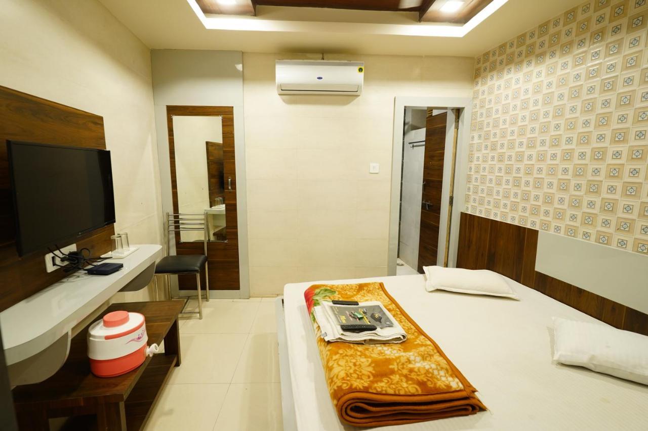 Hotel New Sundaram 150 Mtrs From Dargah Ajmer Luaran gambar