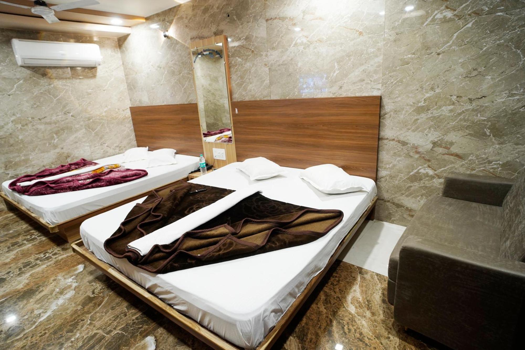 Hotel New Sundaram 150 Mtrs From Dargah Ajmer Luaran gambar