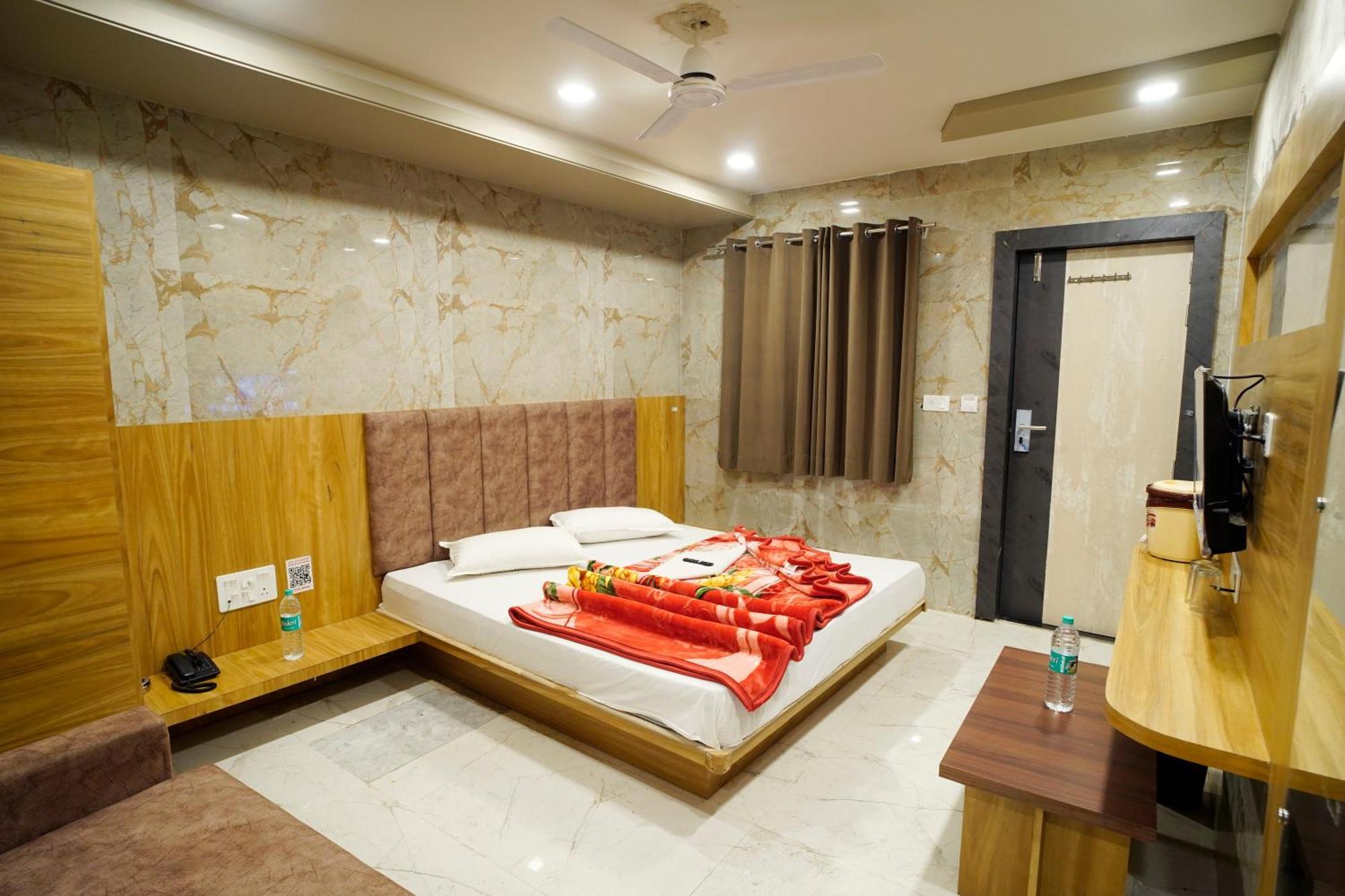 Hotel New Sundaram 150 Mtrs From Dargah Ajmer Luaran gambar