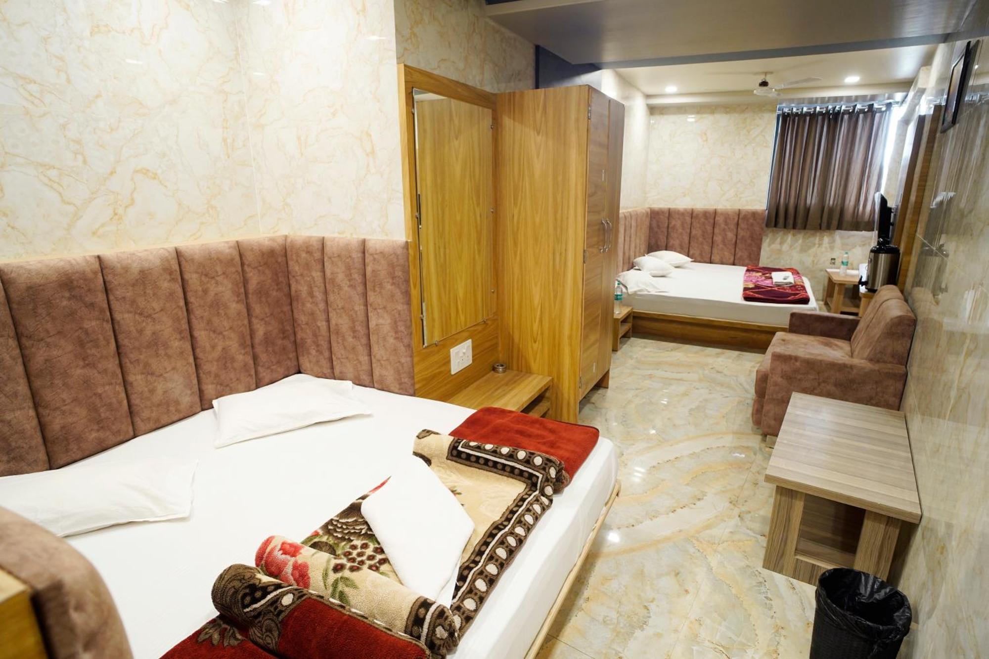 Hotel New Sundaram 150 Mtrs From Dargah Ajmer Luaran gambar